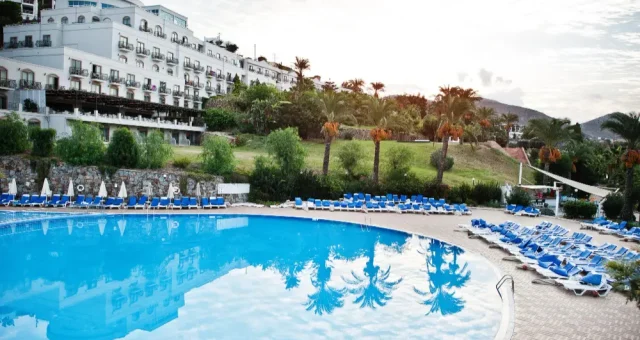 piscina comunidad